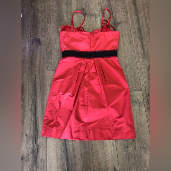 BCBG MAX AZRIA TAFFETA EMPIRE BOW MINI DRESS IN SIZE 6 - Picture 6 of 10